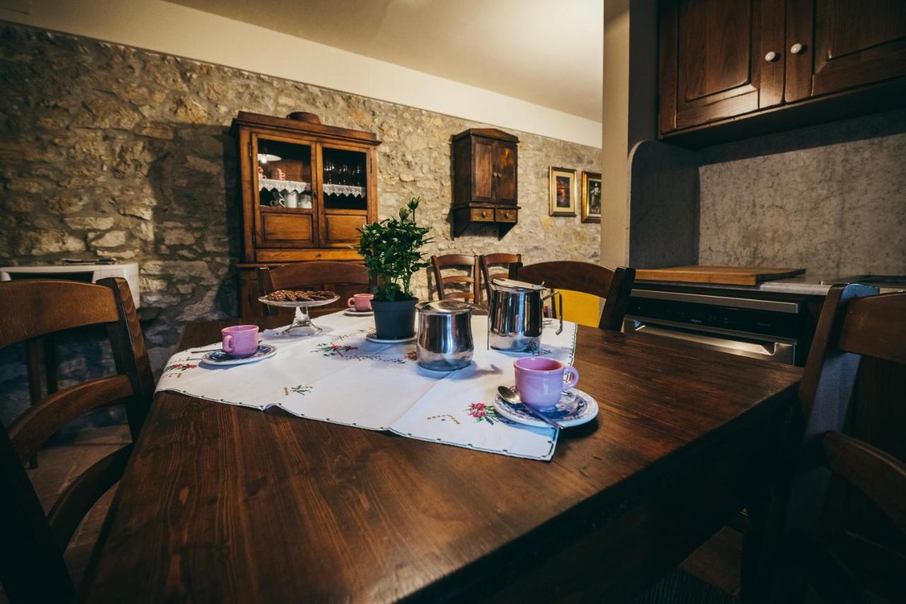 Casa Vacanza La Pozza Molazzana Ngoại thất bức ảnh